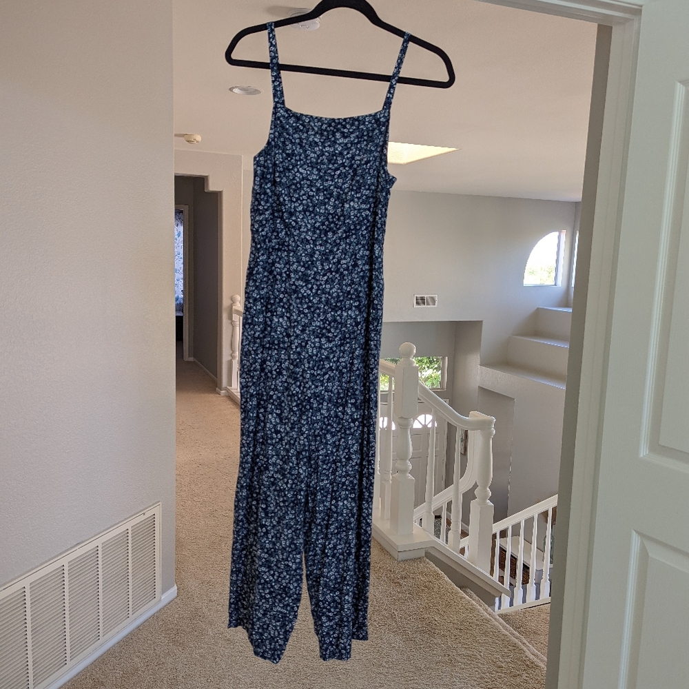 Navy floral lightweight romper jumpsuit